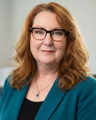 Wendy Curtis, LCSW-S, trauma therapist at RenewU Counseling